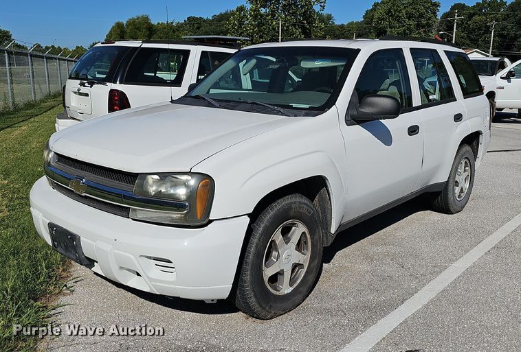 image for item OG9302 2006 Chevrolet Trailblazer LS SUV