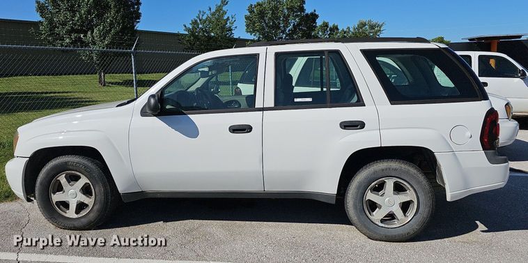 image for item OG9302 2006 Chevrolet Trailblazer LS SUV