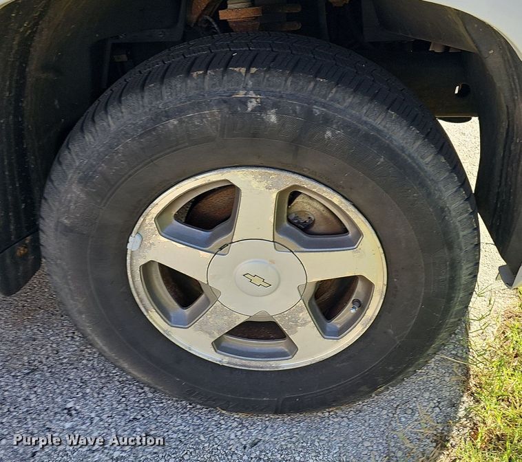 image for item OG9302 2006 Chevrolet Trailblazer LS SUV