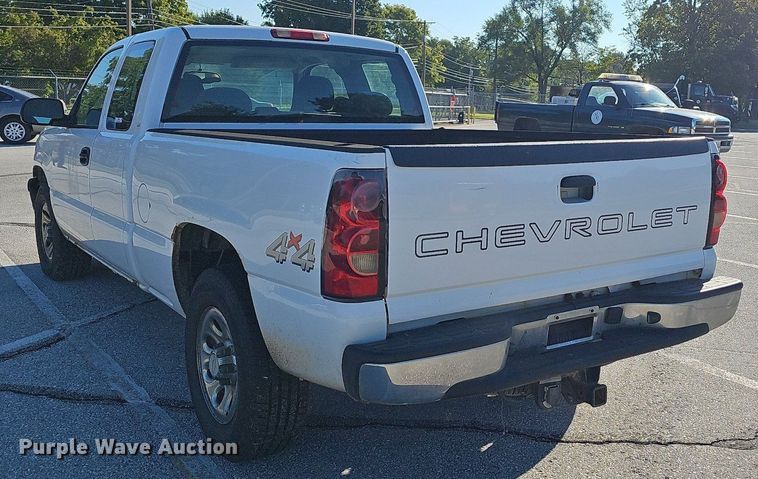 image for item OG9304 2006 Chevrolet Silverado 1500 Ext. Cab pickup truck