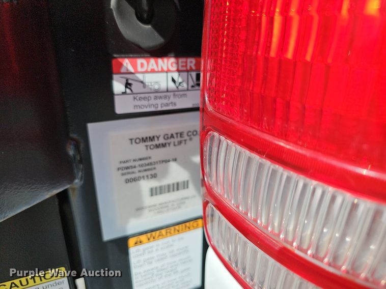 image for item OG9312 2002 Dodge Dakota SLT Club Cab pickup truck