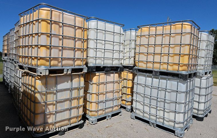 image for item OG9317 (54) poly totes