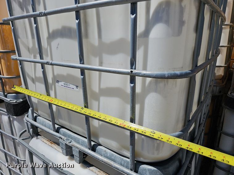 image for item OG9317 (54) poly totes