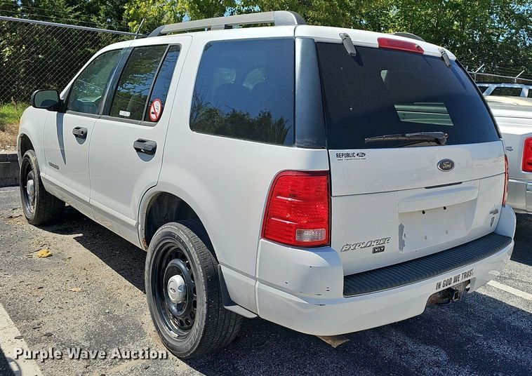 image for item OG9319 2005 Ford Explorer XLT SUV