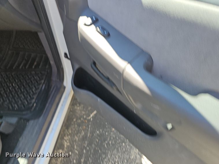 image for item OG9319 2005 Ford Explorer XLT SUV