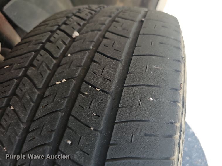 image for item OG9319 2005 Ford Explorer XLT SUV