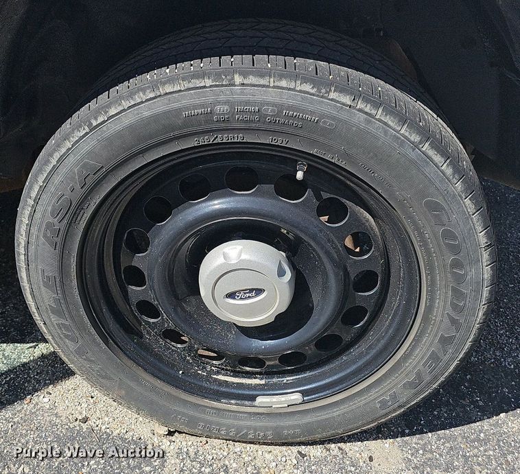 image for item OG9319 2005 Ford Explorer XLT SUV