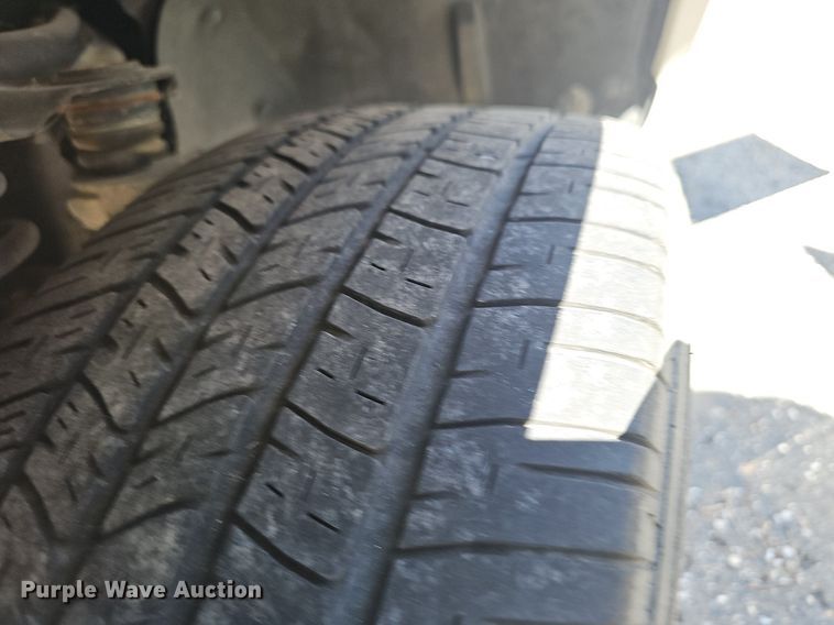 image for item OG9319 2005 Ford Explorer XLT SUV