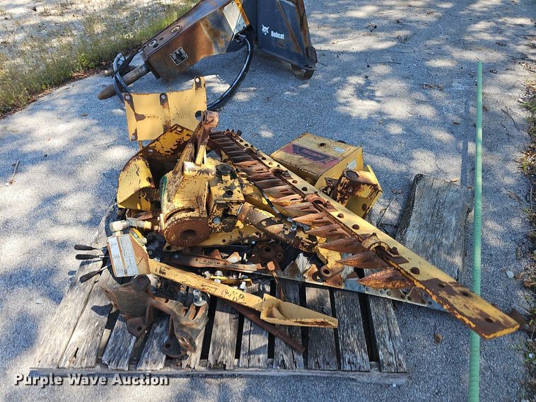 image for item OG9321 Triumph sickle mower