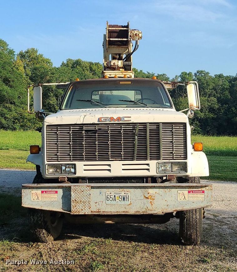 image for item DI3001 1990 GMC C7000  crane truck