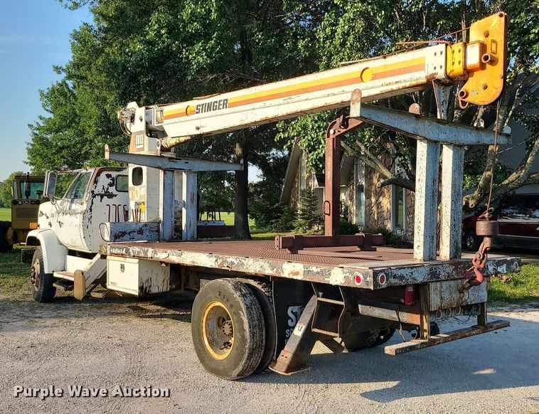 image for item DI3001 1990 GMC C7000  crane truck