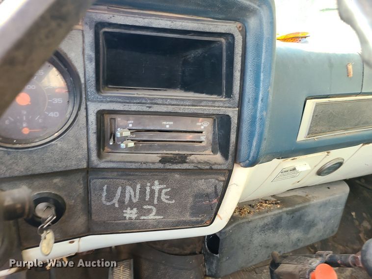 image for item DI3001 1990 GMC C7000  crane truck