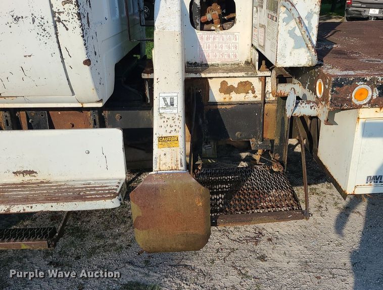 image for item DI3001 1990 GMC C7000  crane truck