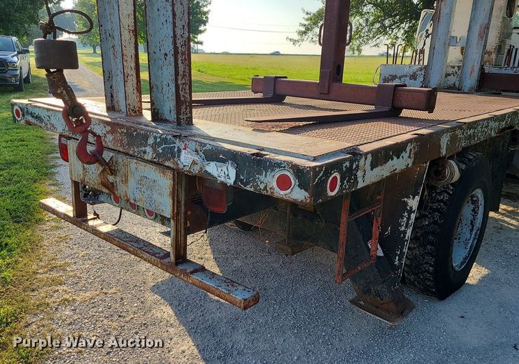 image for item DI3001 1990 GMC C7000  crane truck