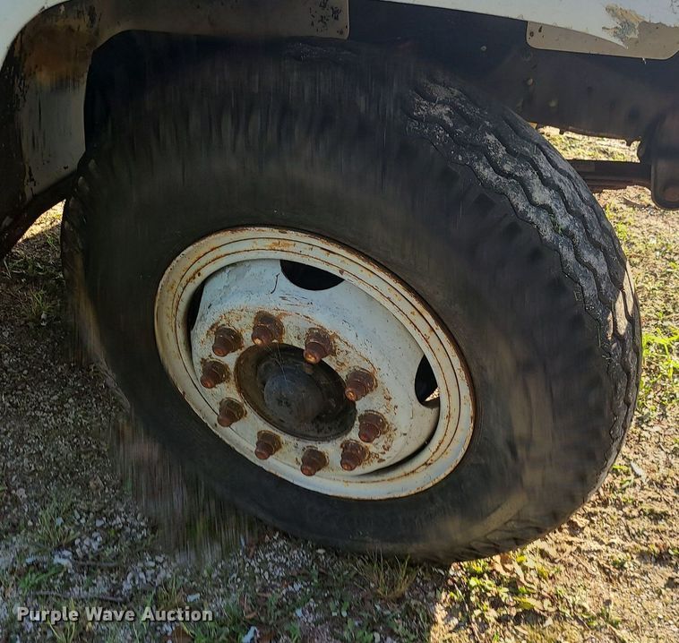 image for item DI3001 1990 GMC C7000  crane truck