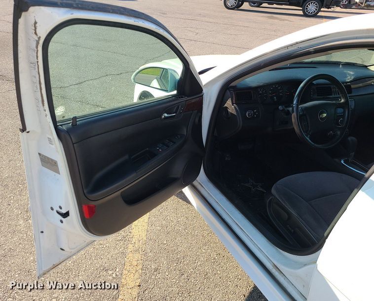 image for item DI3012 2011 Chevrolet Impala LT