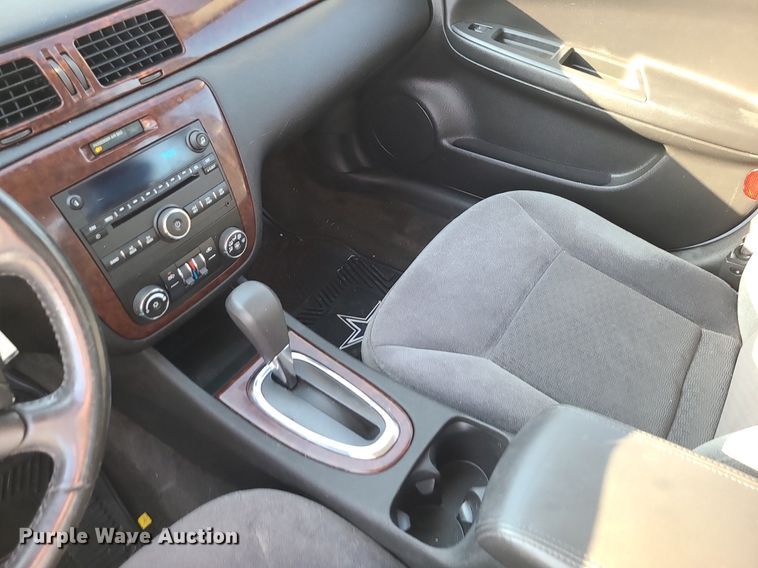 image for item DI3012 2011 Chevrolet Impala LT