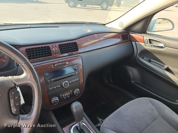 image for item DI3012 2011 Chevrolet Impala LT