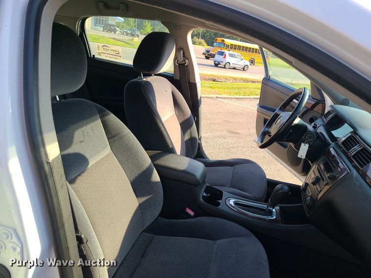 image for item DI3012 2011 Chevrolet Impala LT