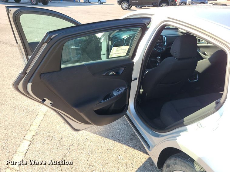 image for item DI3013 2017 Chevrolet Malibu LT