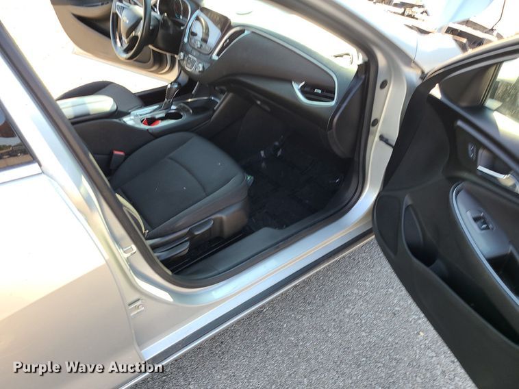 image for item DI3013 2017 Chevrolet Malibu LT