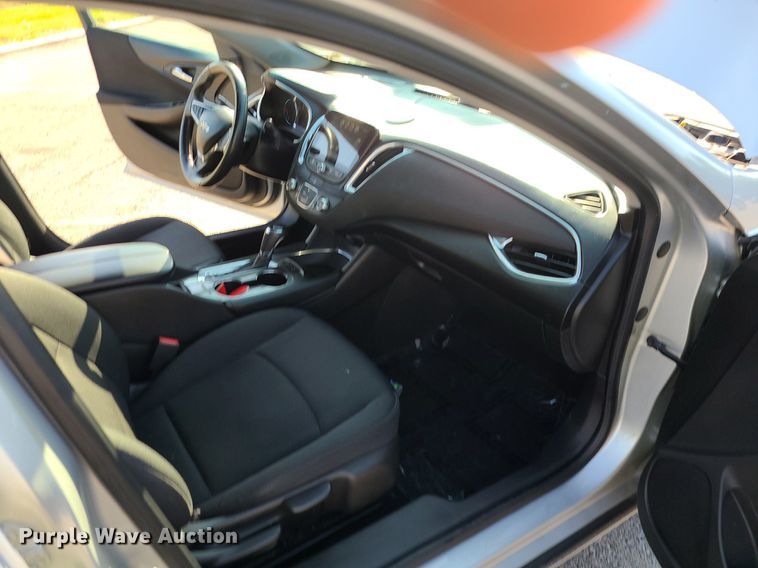 image for item DI3013 2017 Chevrolet Malibu LT