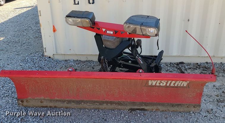 image for item DI3015 Western Ultra Finish  snow plow