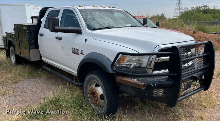 image for item DI8526 2014 Dodge Ram 5500HD  Crew Cab flatbed truck