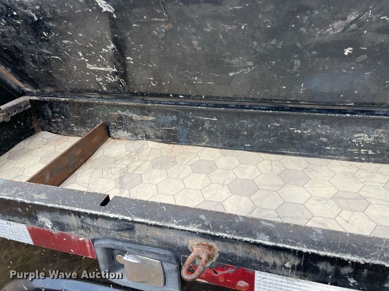 image for item DI8526 2014 Dodge Ram 5500HD  Crew Cab flatbed truck