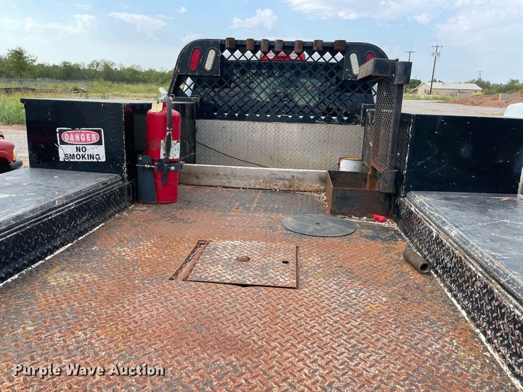 image for item DI8526 2014 Dodge Ram 5500HD  Crew Cab flatbed truck