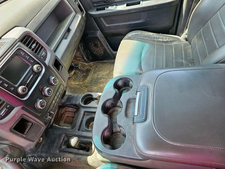 image for item DI8526 2014 Dodge Ram 5500HD  Crew Cab flatbed truck