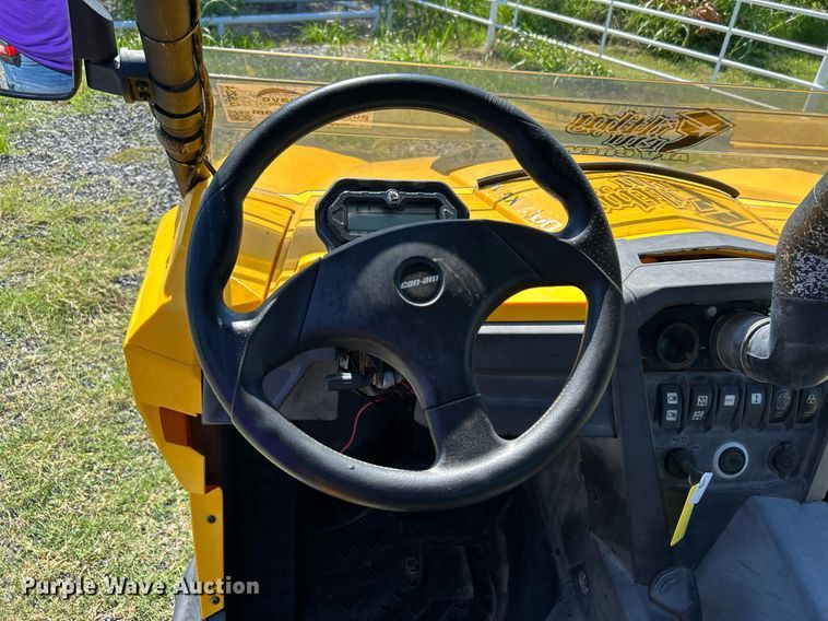 image for item DJ6254 2011 Can Am Commander 1000  utility vehicle