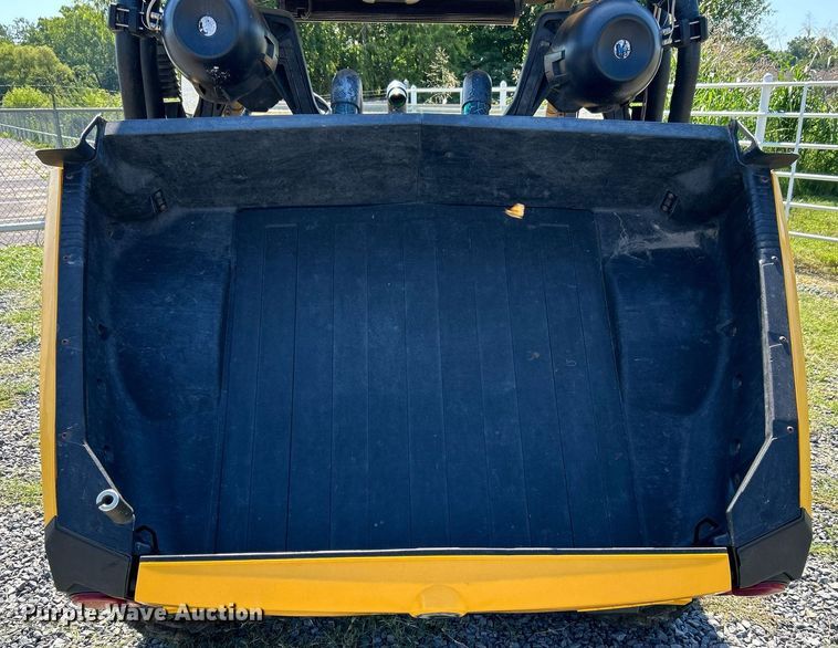 image for item DJ6254 2011 Can Am Commander 1000  utility vehicle