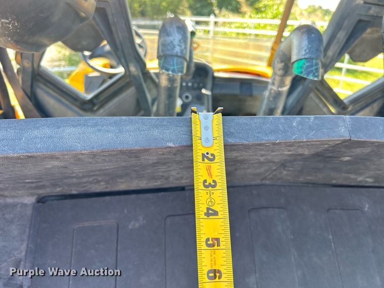 image for item DJ6254 2011 Can Am Commander 1000  utility vehicle