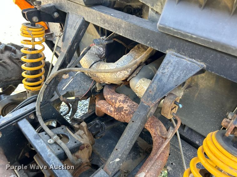 image for item DJ6254 2011 Can Am Commander 1000  utility vehicle