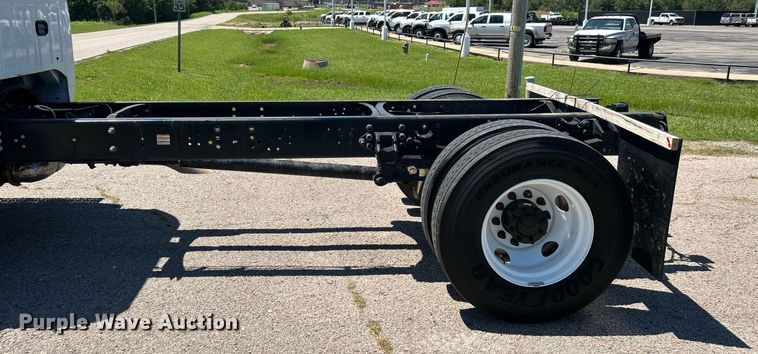 image for item DJ6262 2018  Ford F750 Super Duty  truck cab and chassis