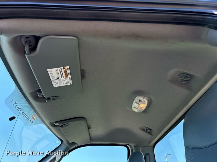 image for item DJ6262 2018  Ford F750 Super Duty  truck cab and chassis