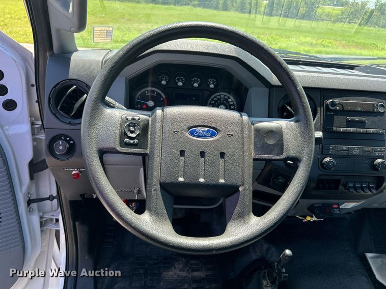 image for item DJ6262 2018  Ford F750 Super Duty  truck cab and chassis