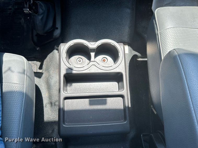 image for item DJ6262 2018  Ford F750 Super Duty  truck cab and chassis