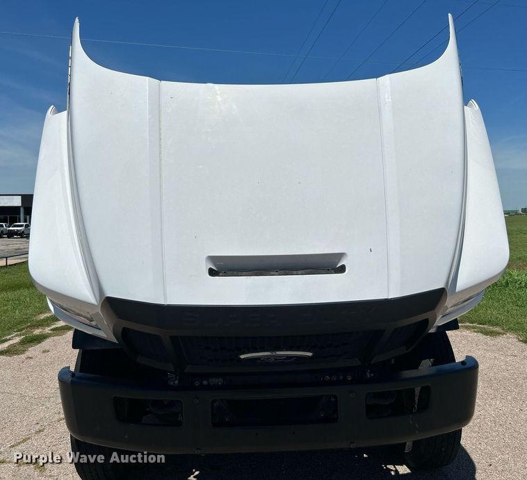 image for item DJ6262 2018  Ford F750 Super Duty  truck cab and chassis