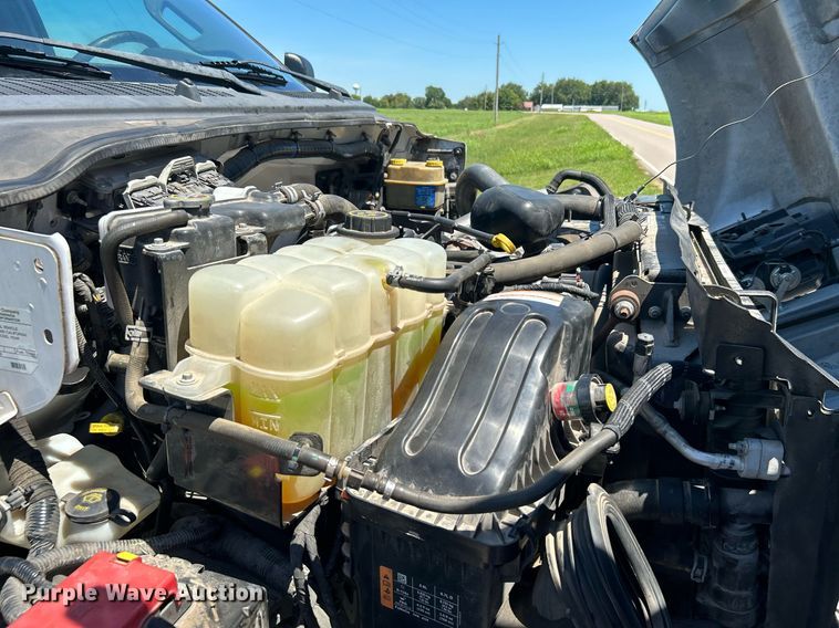 image for item DJ6262 2018  Ford F750 Super Duty  truck cab and chassis