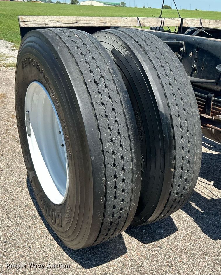 image for item DJ6262 2018  Ford F750 Super Duty  truck cab and chassis