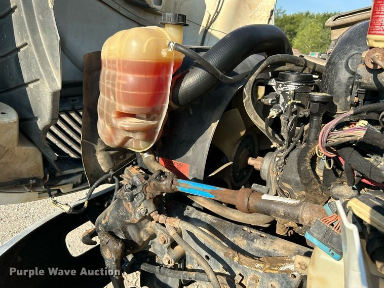 image for item DJ6263 2007 International 4200  dump flatbed truck