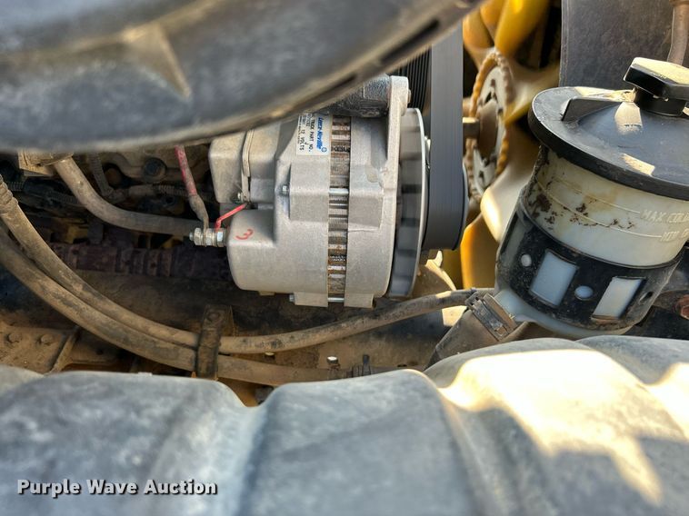 image for item DJ6263 2007 International 4200  dump flatbed truck