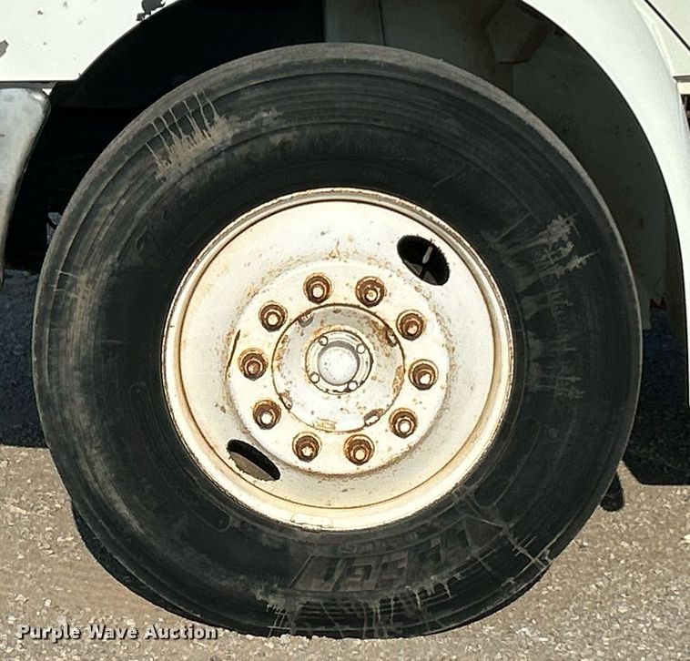 image for item DJ6263 2007 International 4200  dump flatbed truck