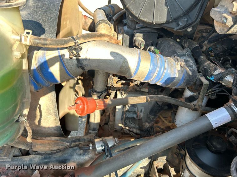 image for item DJ6264 2005 Ford F650 Super Duty  dump flatbed truck