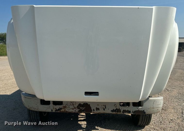 image for item DJ6268 2000 International 4700  dump flatbed truck