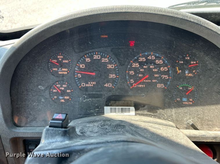 image for item DJ6269 2006 International 4200  dump flatbed truck