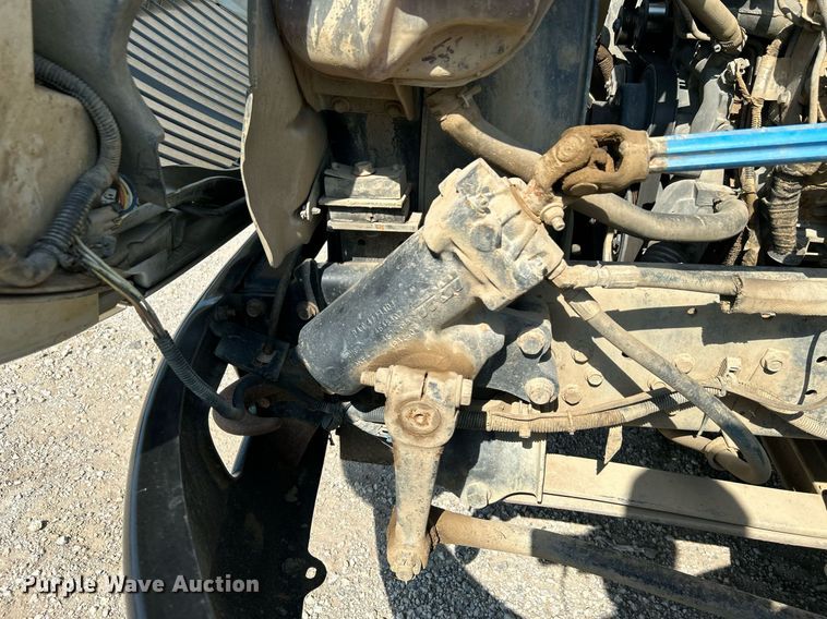 image for item DJ6269 2006 International 4200  dump flatbed truck