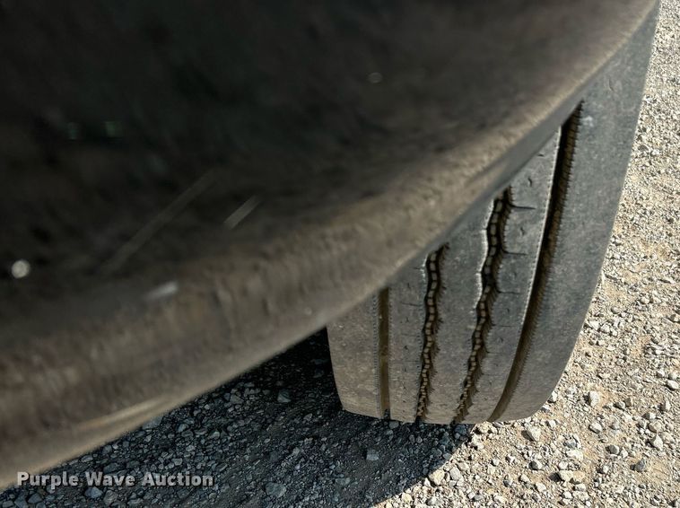 image for item DJ6269 2006 International 4200  dump flatbed truck